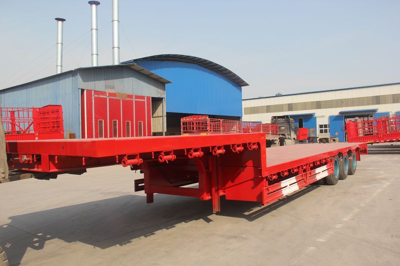 低平板半挂车