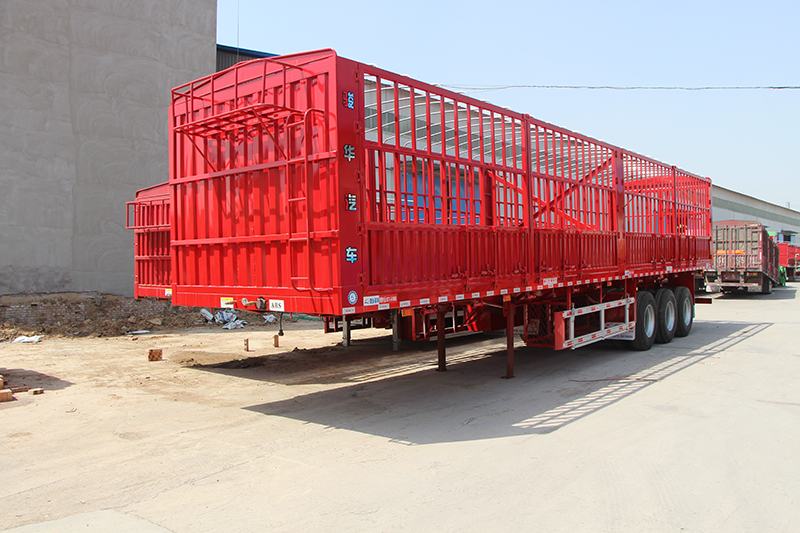 仓栅式运输半挂车